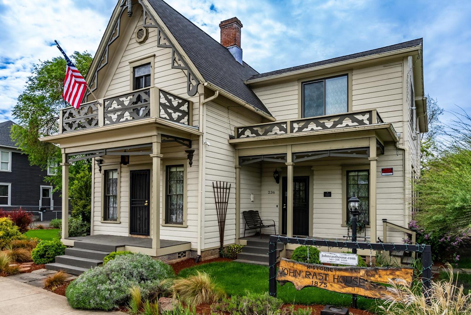 Hotel Historical John Rast House Circa 1875 Roseburg Exterior foto